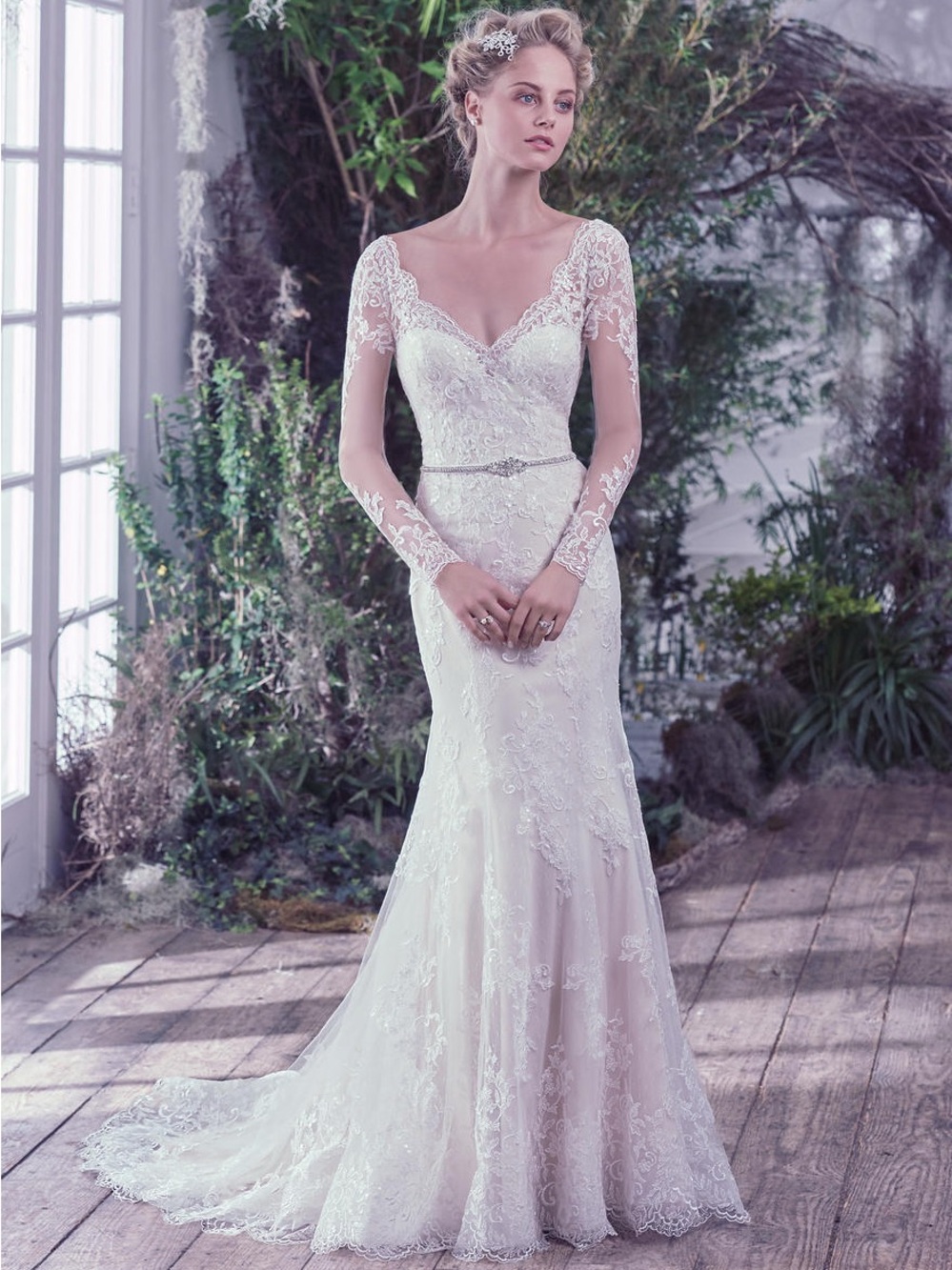 Maggie Sottero ROBERTA Ivory Lace Long-Sleeve Wedding Dress
